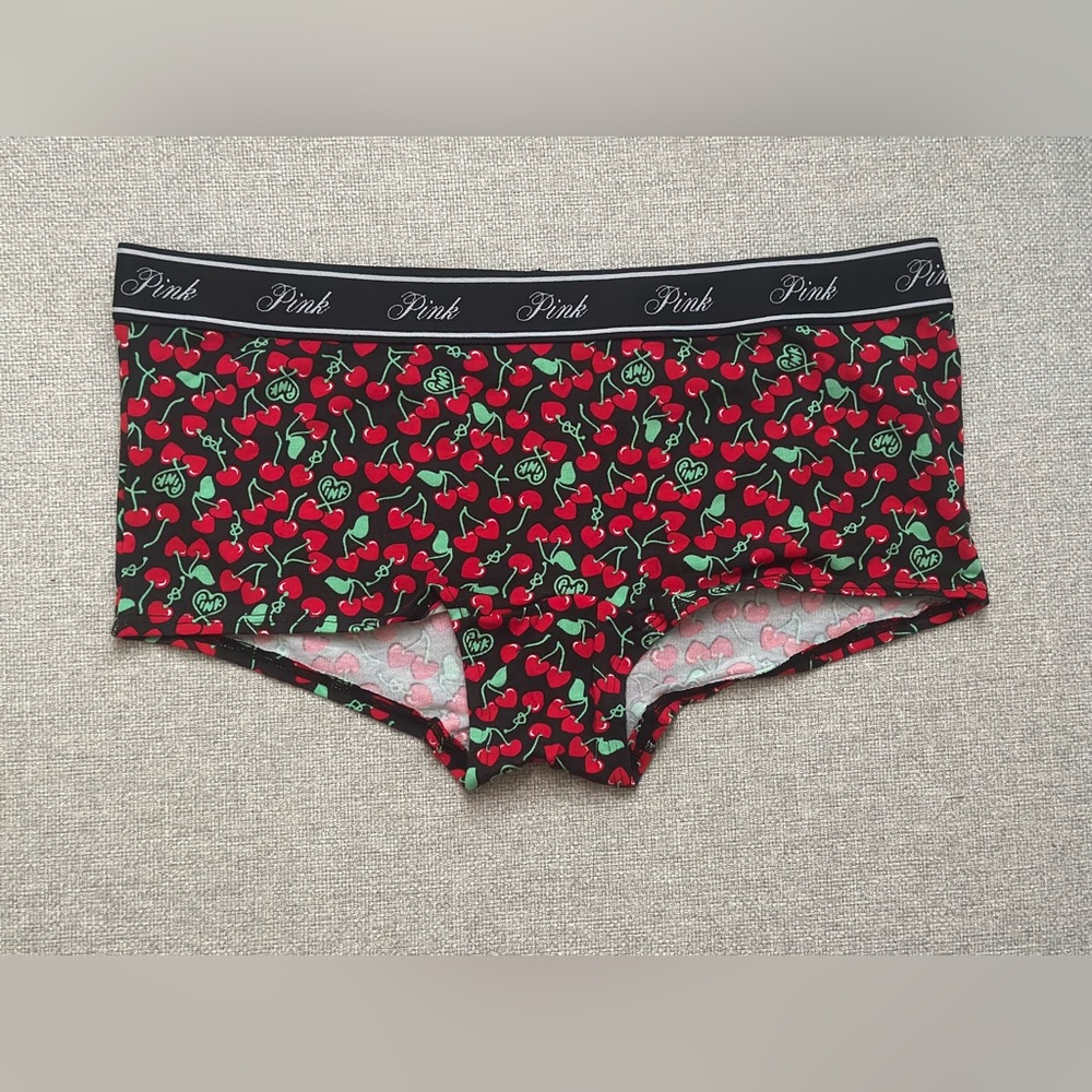 PINK boyshort